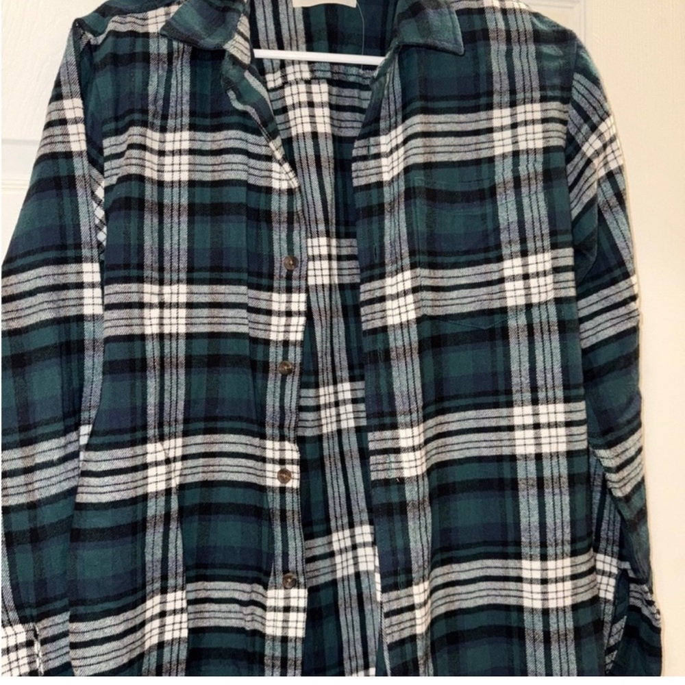 PacSun Green and White Plaid Casual Button Down Shirt